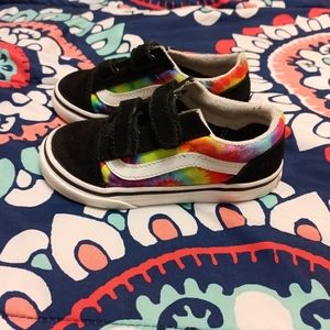 GREAT CONDITION.. Vans, 9c (toddler), Black, white, & rainbow, w/Velcro straps